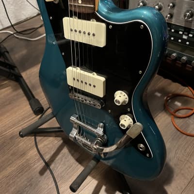 Fender Limited Edition American Special Jazzmaster with Bigsby Vibrato 2016 - Ocean Turquoise image 4