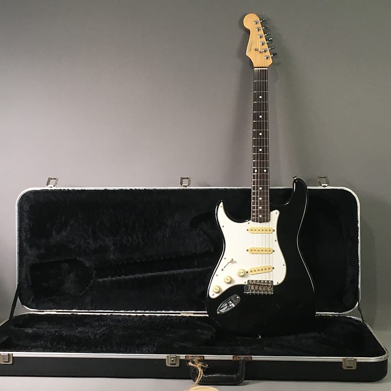LEFTY! 1986 Vintage Fender '62 Left Strat Guitar Fujigen E