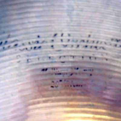 Zildjian 20" Classic Orchestral Medium Heavy Cymbals Pair image 6