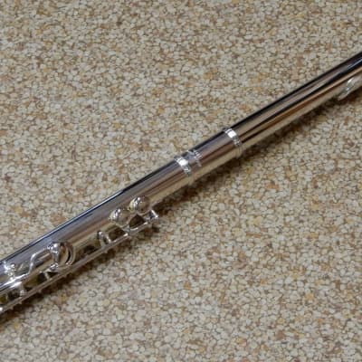 Amadeus AF520-BO Open Hole Flute with Offset G & Low B Key - Silver Plated - Free Shipping image 15