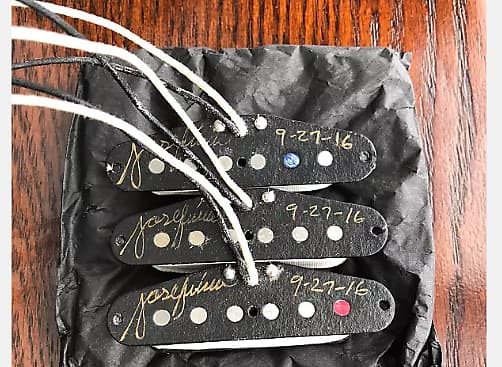 Fender Custom Shop Josefina Hand-Wound John Cruz 