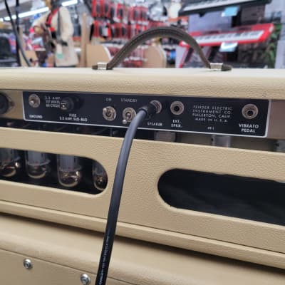 Fender Blackface Piggyback Showman with 85 watt 2 channel Head and 1x15 Cab 1967 - Blonde image 12