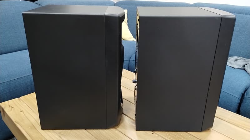 JBL LSR305 2-Way Active Studio Monitors (Pair) | Reverb