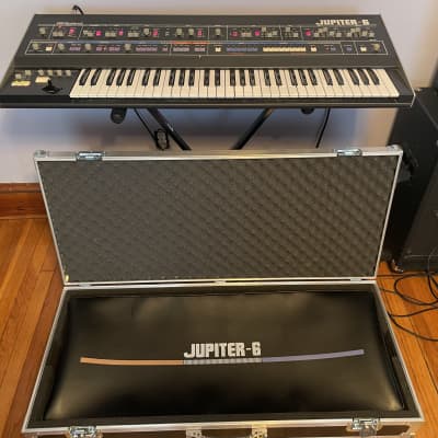 Roland Jupiter 6 61-Key Synthesizer image 1