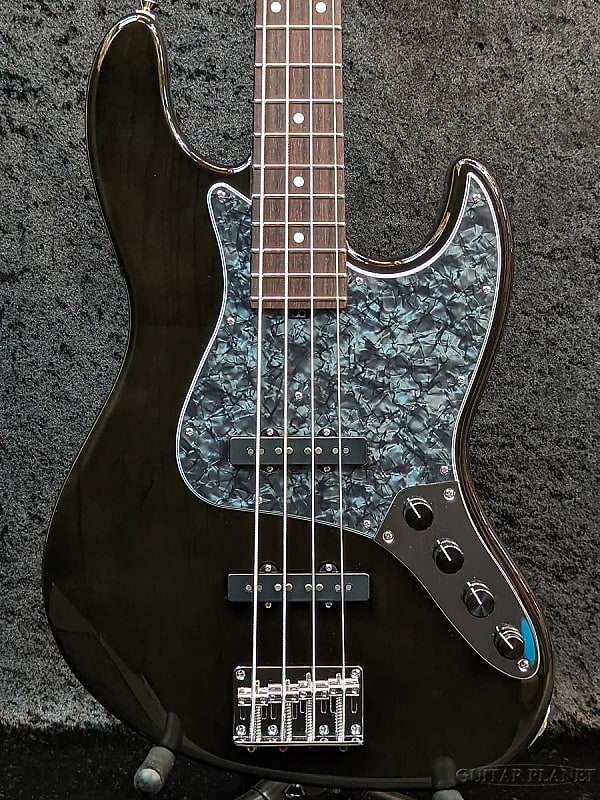 Three Dots Guitar Jazz Bass active-