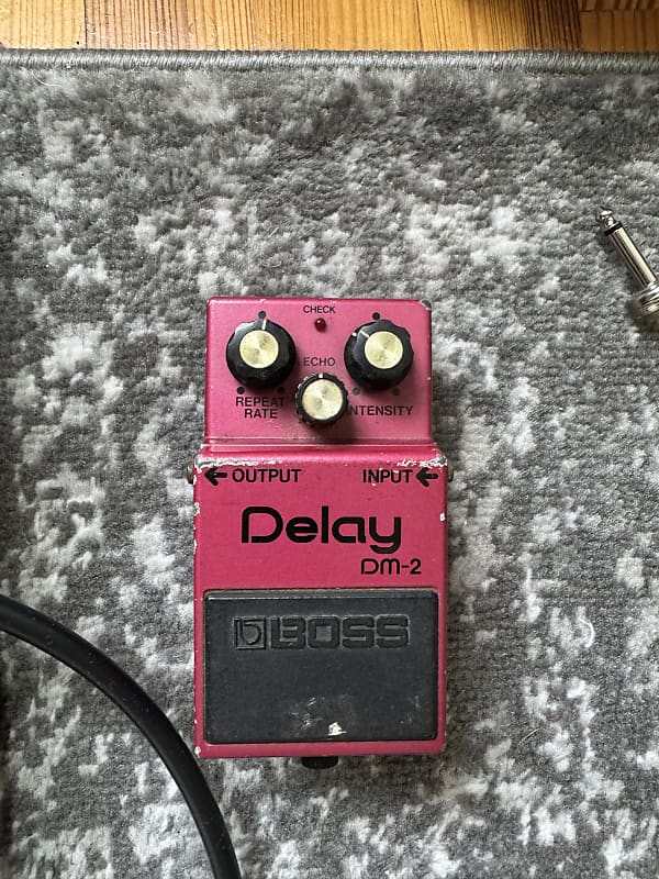 Boss DM-2