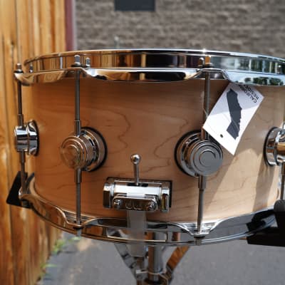 DW USA Collectors Series | Natural Satin Oil Finish | 6.5 x 14" SOLID 1pc. Maple shell Snare  (2022) image 4