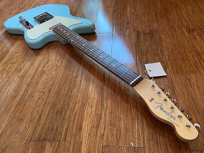 ギター Fender Japan Daphne Blue Offset Tele SKB Fender Japan Daphne Blue Offset Tele SKB（Fender Made in
