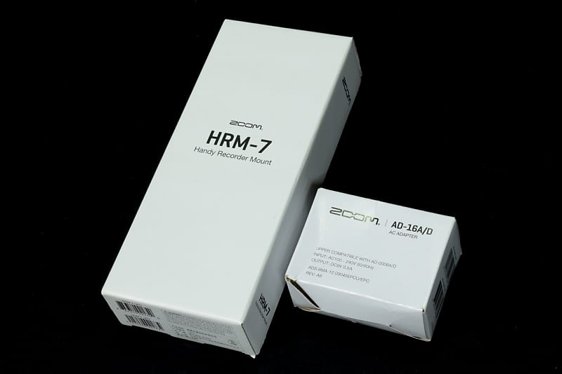 【美品】Zoom V3 Vocal Processor + HRM-7【中古】 Amazon.com: Zoom V3 Vocal Processor & Zoom HRM-7 Handy