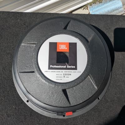 JBL 2202H 300 Watt 12