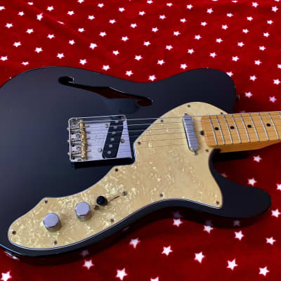 Fender Classic Series '69 Telecaster Thinline w/Texas special and American Vintage Hot Rod Telecaster Bridge image 2