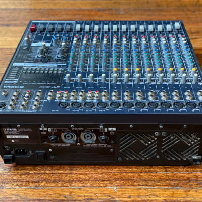 Yamaha EMX5016CF 500W 16Ch Power Mixer