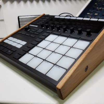 Native Instruments Maschine MkIII MK3 Oak Stand from Synths And Wood image 1