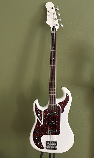 RARE Left-Handed BURNS Marquee Club Series Bass Guitar / Trisonic pickups / lefty Left Handed image 1