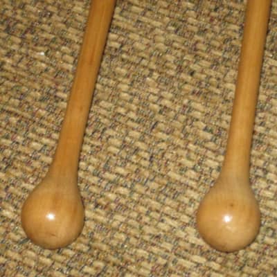 ONE pair new old stock Adams CD9 Cloyd Duff # 9 Hickory Flip Stick (Timpani Flip Stick) CORE: Both cores on one piece turned hickory with bulb shaped wood on one end and small felt ball opposite / TONE COLOR: Extremely bright to general, similar to # 3 image 16