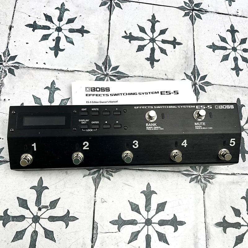 Boss ES-5 Effects Switching System