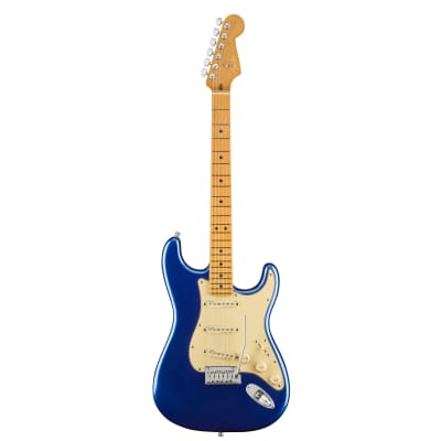 Fender American Ultra Stratocaster w/Maple Fretboard - Cobra Blue image 3