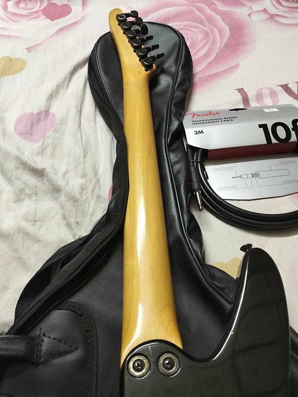 Limited 1990's). YAMAHA Japan Tak Matsumoto ( Bz)Signature