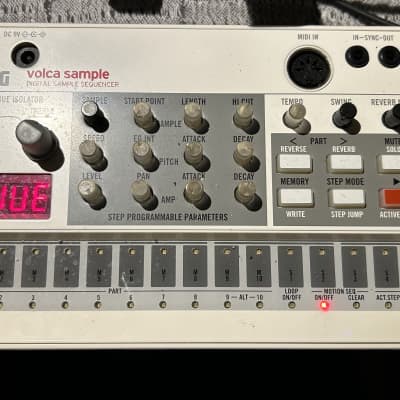Korg Volca Sample Digital Sample Sequencer 2010s - White