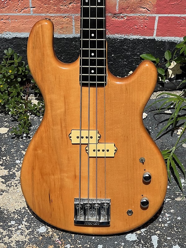 Kramer DMZ4001 Bass 1980 - a very clean & all original example for the pickiest Metal Neck guys ! image 1