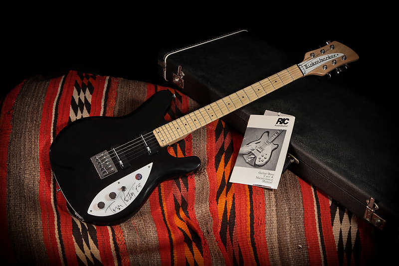 1993 Rickenbacker 220 