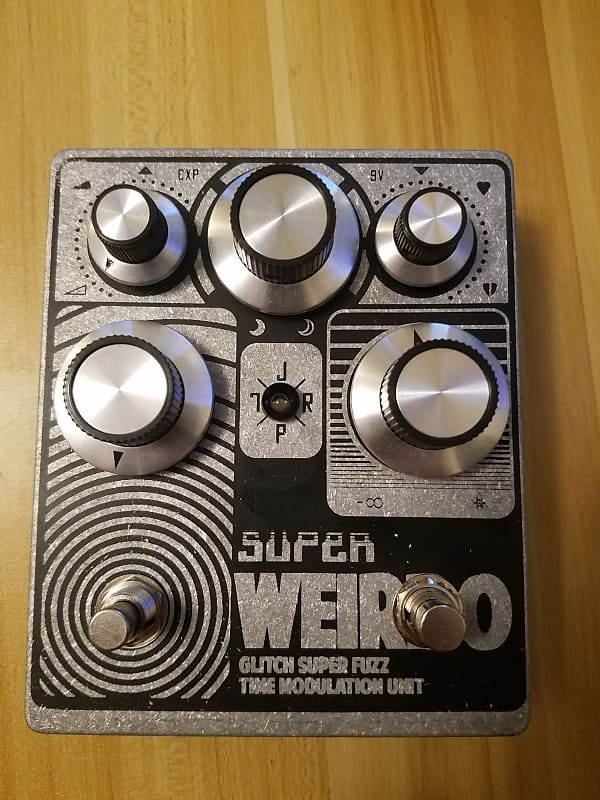 そらとぶはくちJPTR FX Super Weirdo JPTR FX Super Weirdo - Fuzz Modulator Pedal