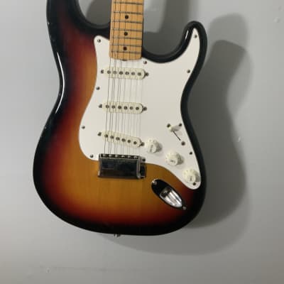 1986 Fender American Vintage Stratocaster ‘62/‘57 reissue all original image 14
