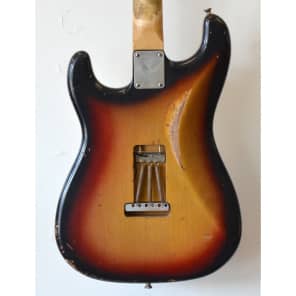 Bluesman Vintage guitarsレリックストラトキャスターUSA Bluesman Vintage 62' Sedan 3-Tone Sunburst Stratocaster