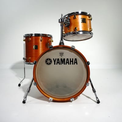 Yamaha Maple Custom 18,14,12 in Vintage Natural | Reverb