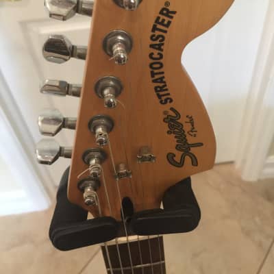 Fender Squier  by Fender Stratocaster Standard Series Rare  Black and Red image 4