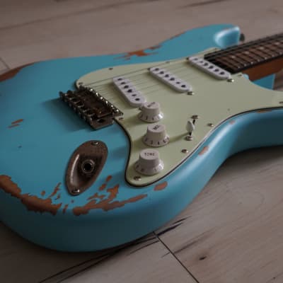 AIO HRS Relic Stratocaster - Sonic Blue image 3