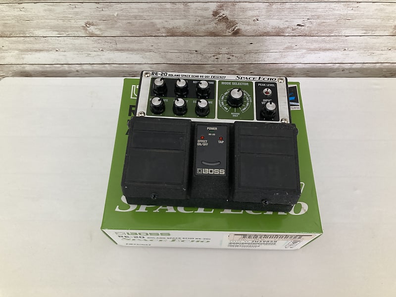 Boss RE-20 Space Echo