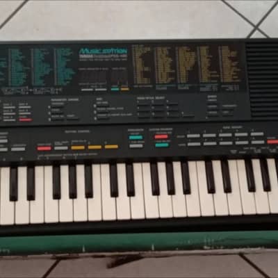 Yamaha  Pss480 1986 FM synth for repair or circuit bending
