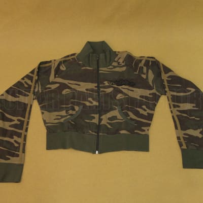 099-9375-599 Large Baby Doll Jackson® Guitar Ladies Camo