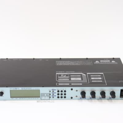 Yamaha FS1R 19" FM-Rack-Synthesizer + 1 Jahr Gewährleistung