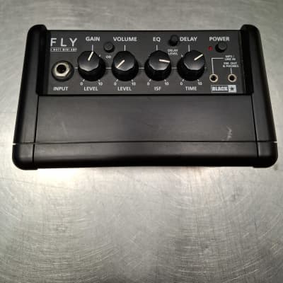 Blackstar Fly 3 Bass 3-Watt 1x3" Battery-Powered Mini Bass Combo 2016 - Present - Black image 2