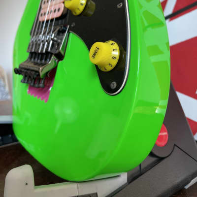 Ibanez JEM777-LG Steve Vai Signature with Edge Tremolo 1987 - 1988 - Loch Ness Green image 6