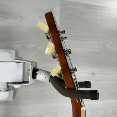 Gibson Les Paul 70s Deluxe Electric Guitar - Goldtop image 10