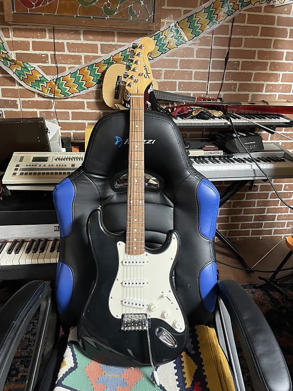 Fender Squier Stratocaster image 1