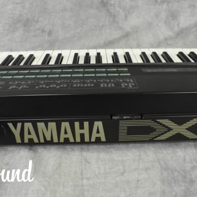 YAMAHA DX7 Digital Programmable Algorithm Synthesizer W/original case【Very Good】 image 17