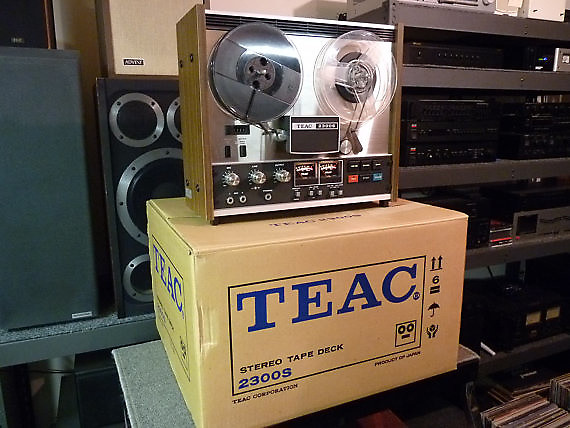 Teac 2300S Teac 2300S - Restored Vintage Reel To Reel Tape Recorder -  Factory Box & Accessories