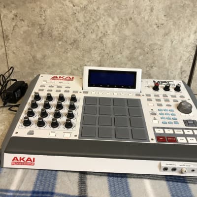 Akai Professional MPC Renaissance Groove Production Studio - White image 1