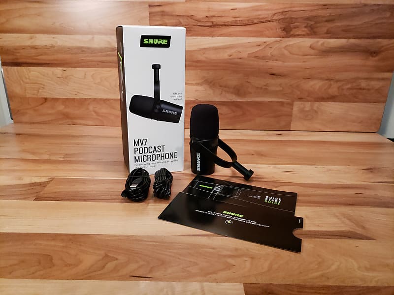 Shure Motiv MV7-K Podcasting, Streaming, Home Recording and Gaming Microphone Black Free 2 Day Ship image 1