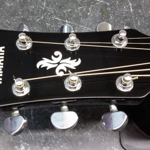 Yamaha APX500BL Acoustic/Electric Cutaway Guitar (Black