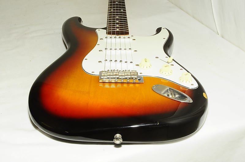 Fender Japan Stratocaster S serial 2006-08 Electric Guitar