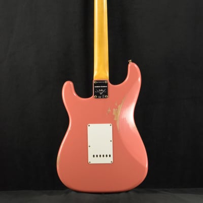 Mint Fender Limited Edition '60 Stratocaster Relic - Faded Aged Tahitian Coral 3A Rosewood Fingerboard image 9