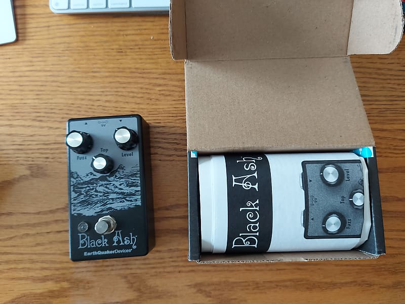 EarthQuaker Devices Black Ash Endangered Fuzz | Reverb Canada EarthQuaker Devices Black Ash Endangered Fuzz | Reverb Canada