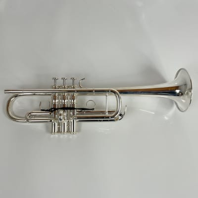 Yamaha YTR-8445 II Xeno Professional C Trumpet - Clear Lacquer with Gold  Brass Bell