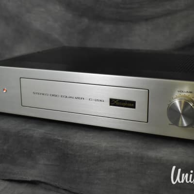 Accuphase C-220 Stereo Control Amplifier In Very Good Condition image 2