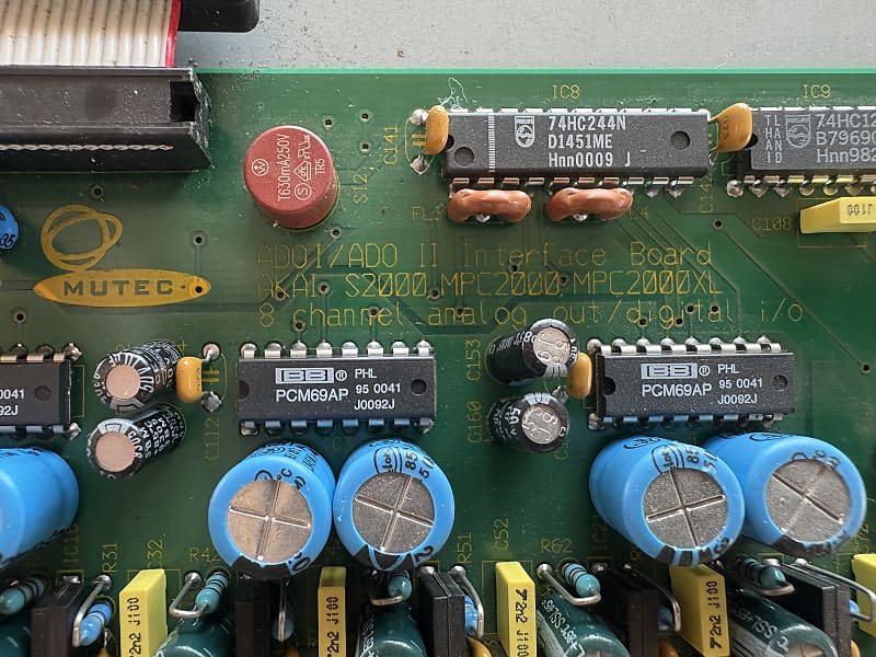 魅力的な価格 IB-208P 8パラアウト 増設ボード MPC 2000 他用 IB